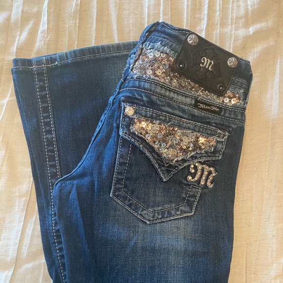 Miss Me Jeans - Picture 1 of 6